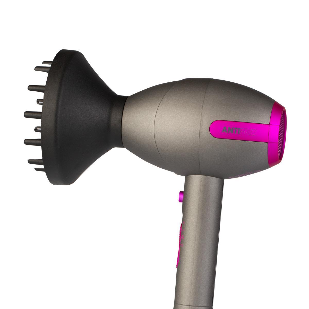 labor-phon-anti-frizz-ionizzante-per-capelli-ricci-1600w Phon con tecnologia ionizzante, dettaglio del design e delle finiture