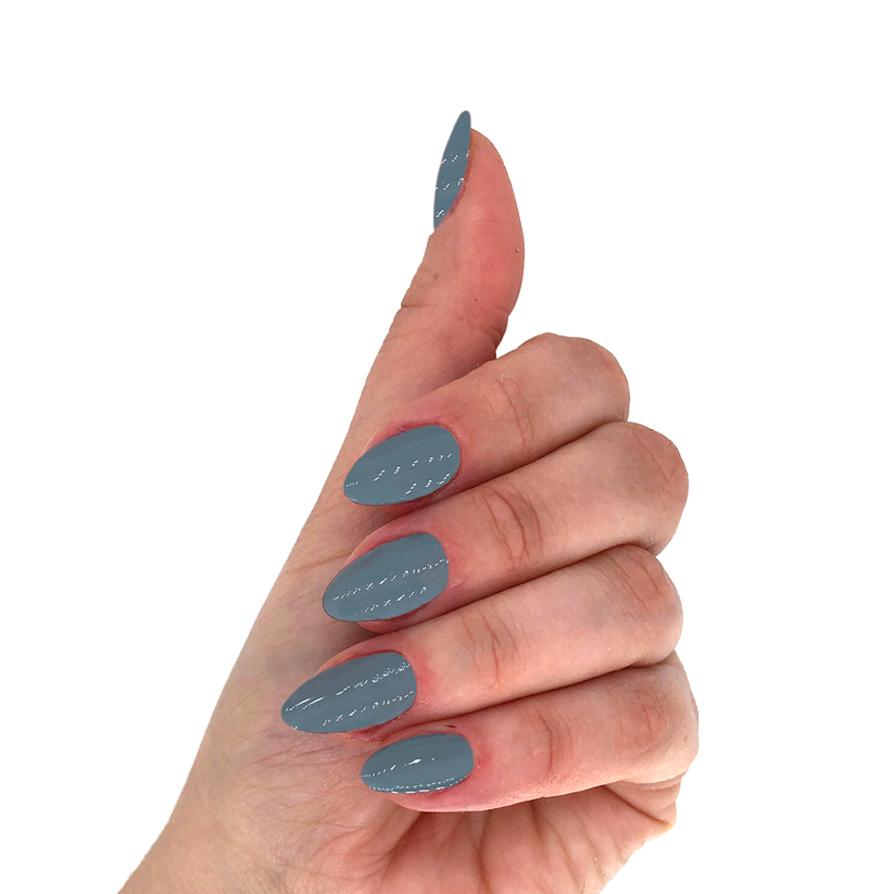 Unghie con gel semipermanente Very Moss applicato, finitura colore muschio opaco