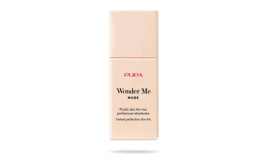 Fondotinta PUPA Wonder Me Nude 010 in confezione su sfondo bianco