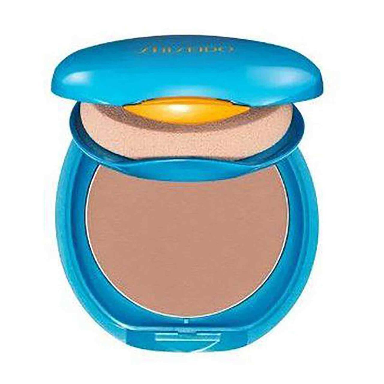 Fondotinta compatto Shiseido Sun SPF30, confezione blu con specchio e cuscinetto