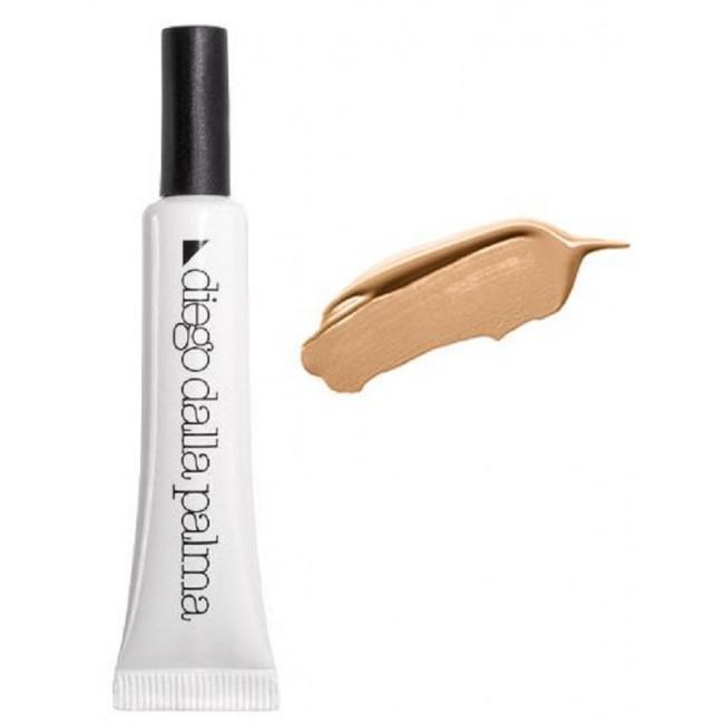 Correttore in tubetto con applicatore e swatch di colore 102