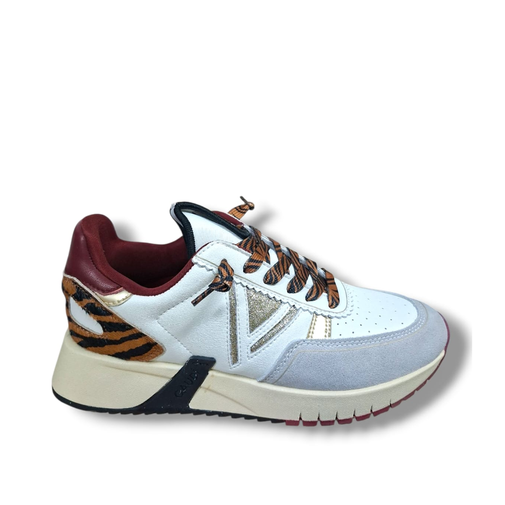 gaudi gaudi sneaker iconica donna suede leather v54-64721 41 - foto 1 Gaudi sneaker donna suede pelle azzurro bordeaux dettagli dorati vista laterale